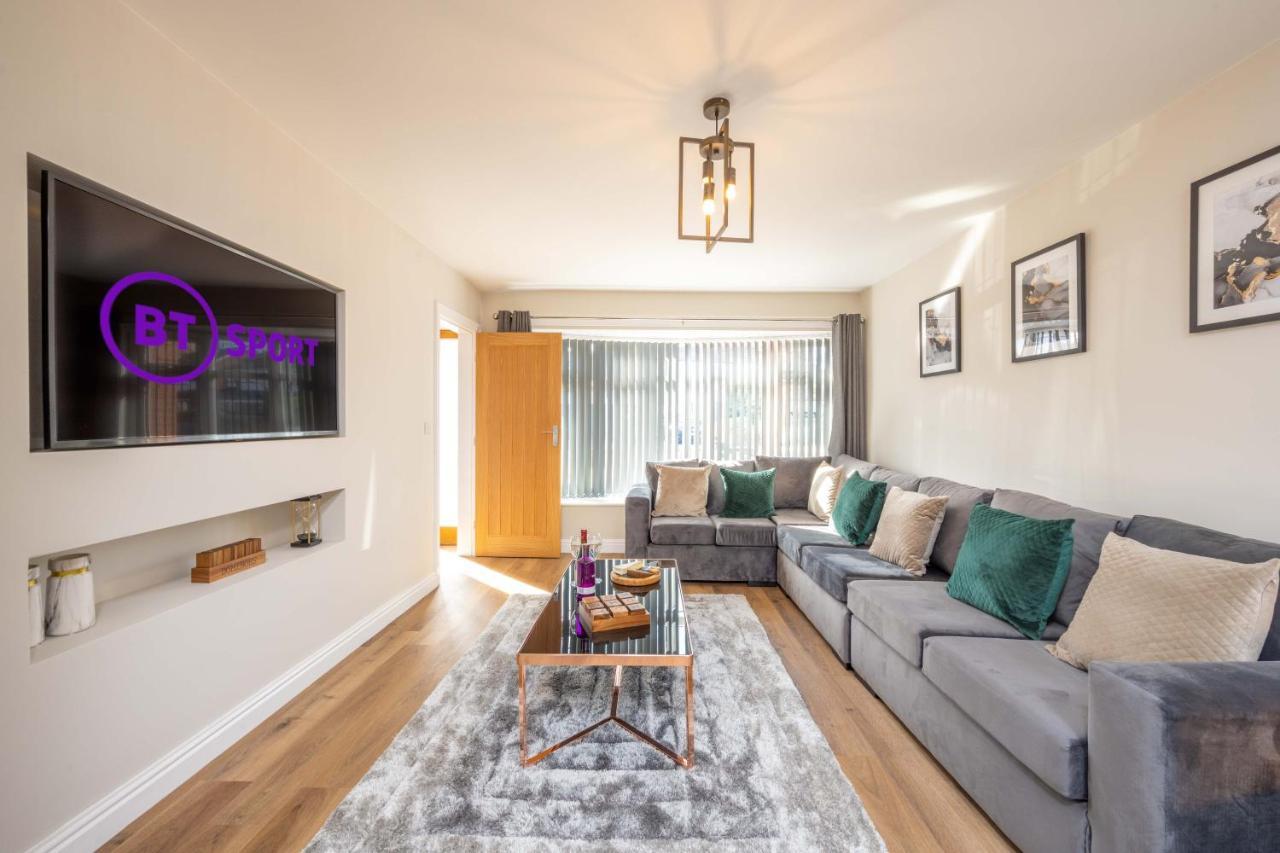 The Oaklands - Luxury Spacious 6-Bed, Near Solihull, Birmingham City, Jlr, Nec, Airport, Resorts World, Hs2 Exterior foto